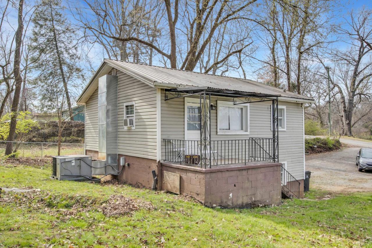 2-Bedroom Pet-Friendly Apartment In East Knoxville Bagian luar foto