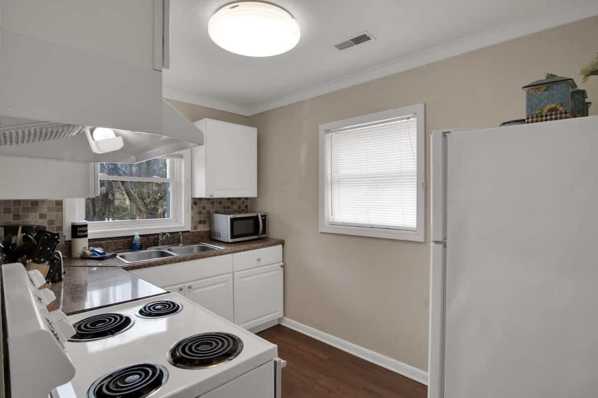 2-Bedroom Pet-Friendly Apartment In East Knoxville Bagian luar foto